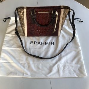24 HOUR FLASH SALE Brahmin multi use purse
